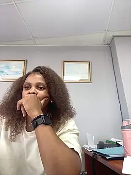 Snapshot of 031bubbles chatting on 02/13/26, 10:00 031bubbles online show from 02/13/26, 10:00