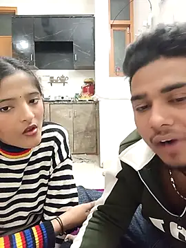 Snapshot of romantic_couple1 chatting on 12/16/25, 12:26 romantic couple1 online show from 12/16/25, 12:26