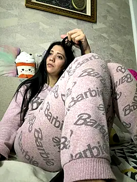 PrincessYYara online show from 12/14/25, 07:40