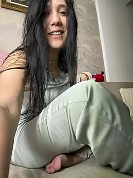 PrincessYYara online show from 04/23/26, 09:06