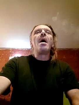 Snapshot of Kuba_Gd chatting on 11/20/25, 02:45 Kuba Gd online show from 11/20/25, 02:45