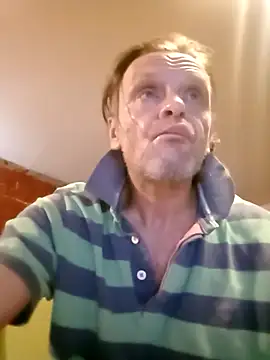 Snapshot of Kuba_Gd chatting on 11/27/25, 08:05 Kuba Gd online show from 11/27/25, 08:05