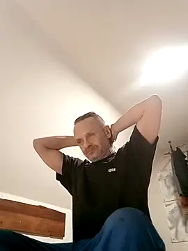 Kuba Gd online show from 03/04/26, 07:53