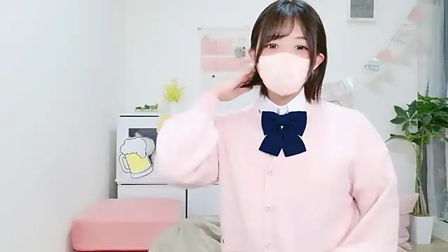 Snapshot of Hinata_Sun chatting on 09/23/25, 09:45 Hinata Sun online show from 09/23/25, 09:45