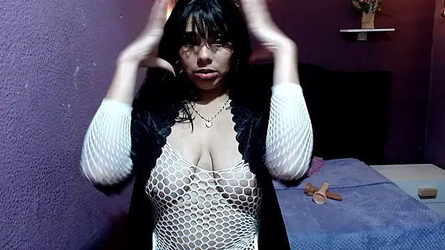 brenda smile33 online show from 09/10/25, 01:44