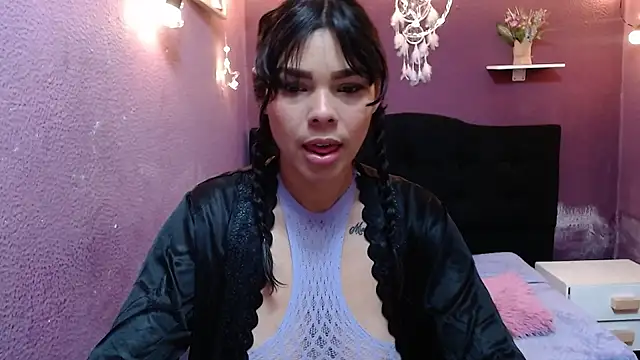 brenda smile33 online show from 10/10/25, 01:21