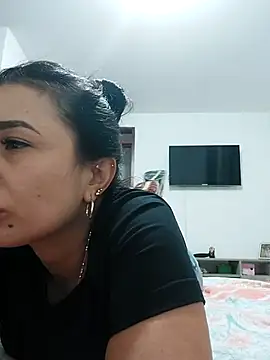 mia mancinii online show from 11/13/25, 11:03