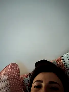 mia mancinii online show from 04/11/26, 02:32