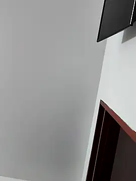 Snapshot of mia_mancinii chatting on 04/28/26, 02:27 mia mancinii online show from 04/28/26, 02:27