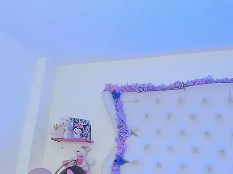 Missy Aprill online show from 09/25/25, 01:15