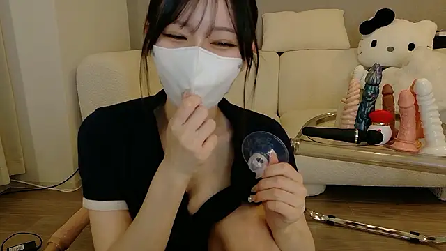 Snapshot of Ribon_n chatting on 06/27/26, 12:33 Ribon n online show from 06/27/26, 12:33