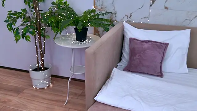 AmadaReine online show from 01/15/26, 04:11