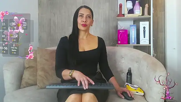 cortney tayler online show from 11/20/25, 07:35