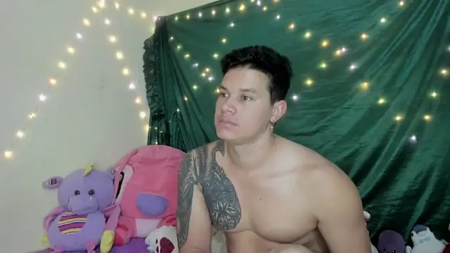 EclipseandFlame online show from 12/05/25, 01:42