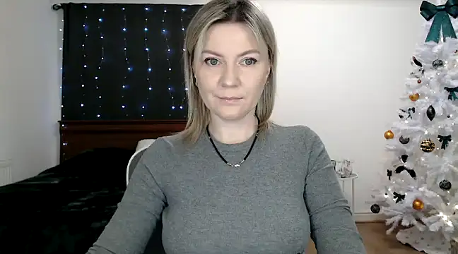 ParadiseAlina online show from 12/15/24, 06:37