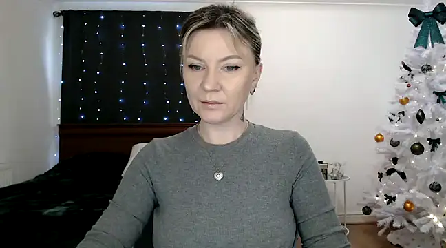 ParadiseAlina online show from 12/16/24, 01:00