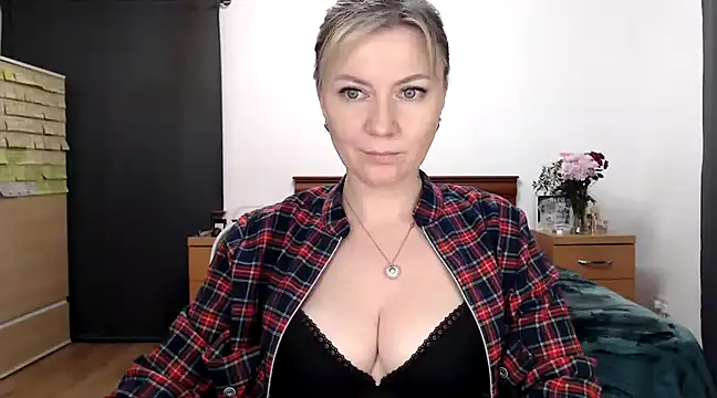 ParadiseAlina online show from 02/10/25, 09:25