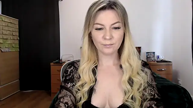 ParadiseAlina online show from 09/15/25, 11:10