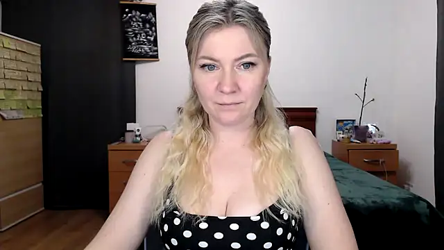 ParadiseAlina online show from 03/28/26, 07:13