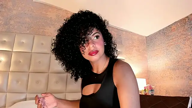 Snapshot of SheyLopez chatting on 05/21/26, 03:24 SheyLopez online show from 05/21/26, 03:24