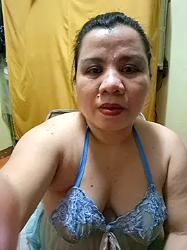 hotlyn45 online show from 09/27/25, 12:10