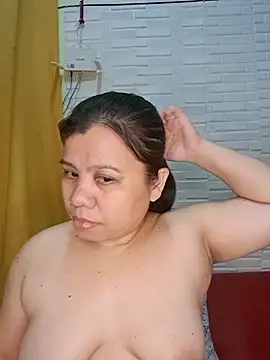 hotlyn45 online show from 02/24/26, 01:36