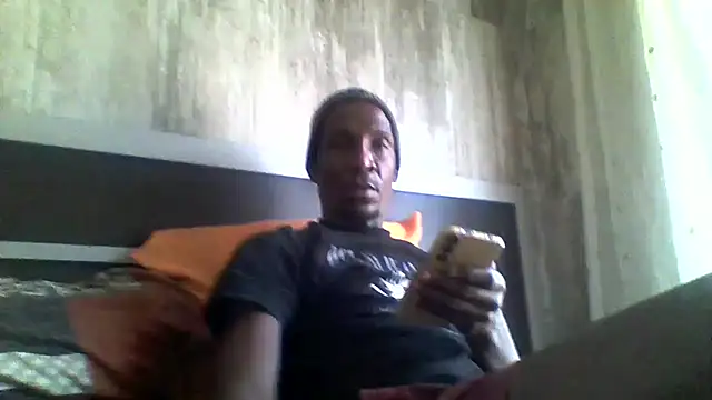 Snapshot of longdickson12345 chatting on 06/01/26, 07:32 longdickson12345 online show from 06/01/26, 07:32