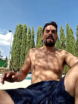 Snapshot of tuerkass89 chatting on 08/08/26, 03:47 tuerkass89 online show from 08/08/26, 03:47