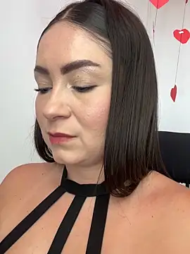 Snapshot of Amelia_laurent chatting on 02/14/26, 07:32 Amelia laurent online show from 02/14/26, 07:32