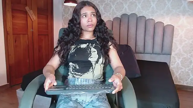 Kristall 06 online show from 10/08/25, 03:37