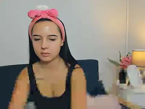 TaliaAdorable online show from 10/16/25, 06:58