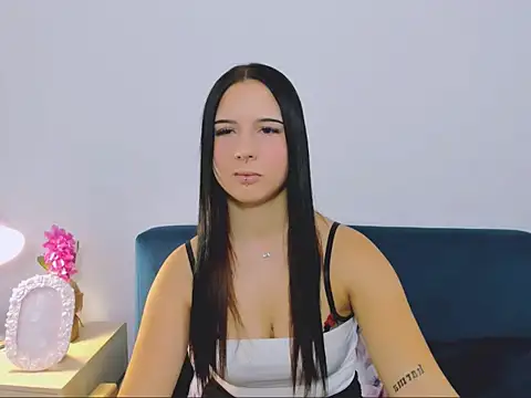 TaliaAdorable online show from 11/21/25, 10:25