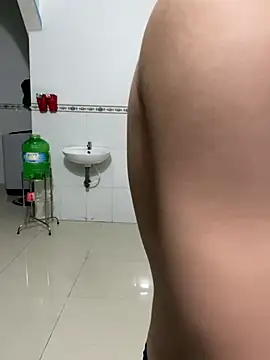 anhkiet huang online show from 11/27/25, 01:46