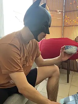 Snapshot of anhkiet_huang chatting on 12/16/25, 08:30 anhkiet huang online show from 12/16/25, 08:30