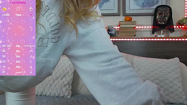 MuseDollX online show from 10/29/25, 07:59