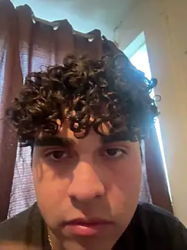 Snapshot of lolito064 chatting on 02/28/26, 11:11 lolito064 online show from 02/28/26, 11:11