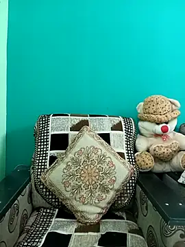 Snapshot of Cute_purnima chatting on 10/04/25, 06:11 Cute purnima online show from 10/04/25, 06:11