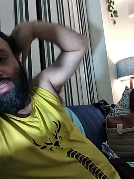 Hothunkdelhi online show from 11/14/25, 05:22