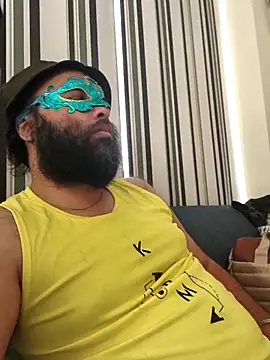 Hothunkdelhi online show from 11/23/25, 07:41