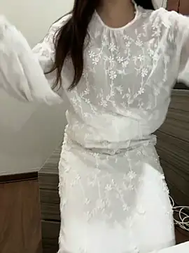 susu baby online show from 11/24/25, 01:33