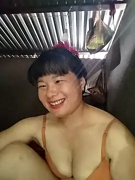 Snapshot of kute-00 chatting on 10/01/25, 04:18 kute-00 online show from 10/01/25, 04:18