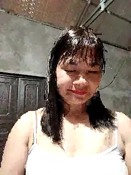 kute-00 online show from 12/17/25, 12:33