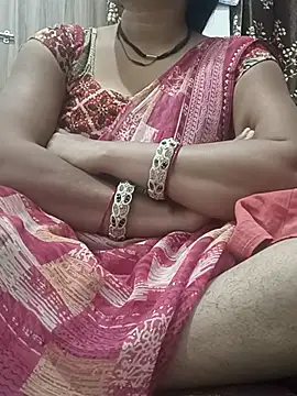 Snapshot of monu_bhabi chatting on 02/08/26, 04:54 monu bhabi online show from 02/08/26, 04:54