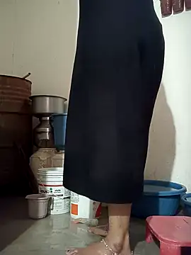 Snapshot of monu_bhabi chatting on 03/01/26, 05:53 monu bhabi online show from 03/01/26, 05:53