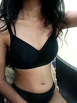 Daizy Shah online show from 11/14/25, 02:16