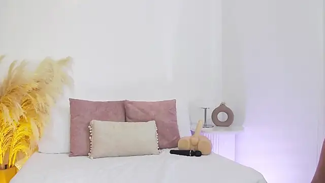 NicolleSteel online show from 03/26/26, 01:28