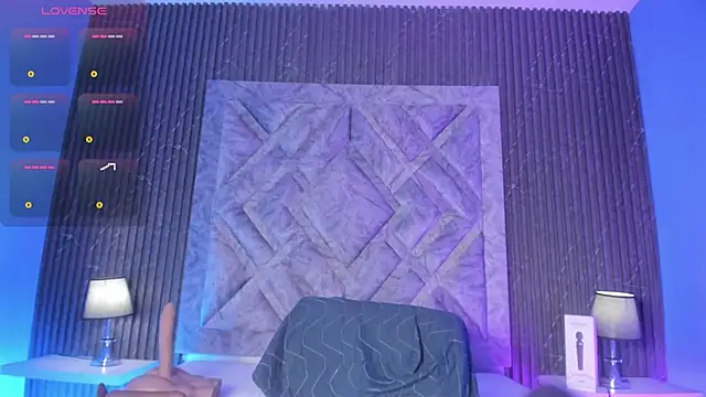 EmaRhodes online show from 04/22/26, 07:59