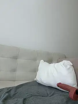 Miafisher  online show from 02/09/26, 02:15