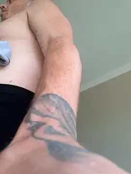 macmaddy8989 online show from 12/14/25, 03:06