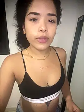 Snapshot of KarimAnxiex chatting on 09/10/25, 04:45 KarimAnxiex online show from 09/10/25, 04:45